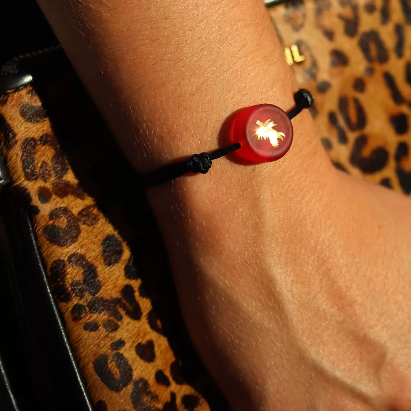 Bracelet Chardon Lorrain Rouge Sur Cordon-Michaël Vessière Best