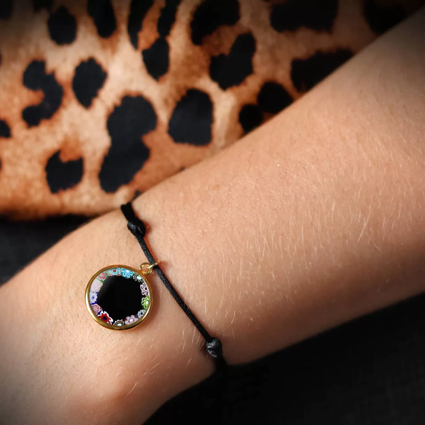 Bracelet Medaillon L'Original De Murano Sur Cordon-Michaël Vessière Fashion