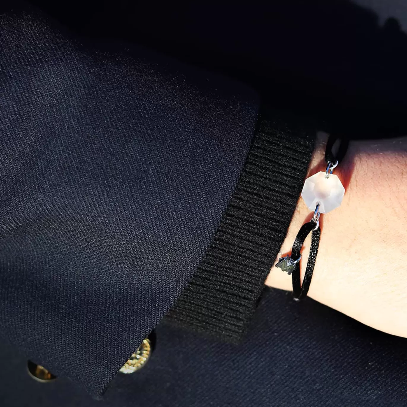 Bracelet Rock Porte-Bonheur Pierre Claire Sur Cordon Noir-Michaël Vessière New